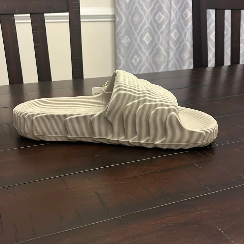 Adidas Adilette 22 Slides Shoes Sandals new HQ4670 Brown Mens Sizes 10